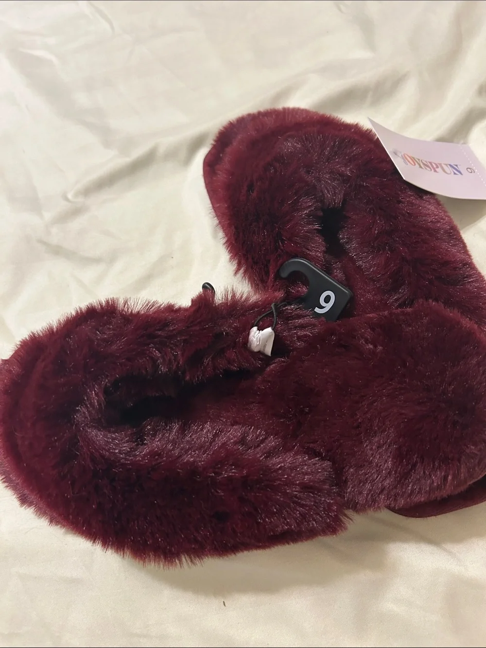 Plush Faux-Fur Women's Slippers - Burgundy - Picture 4 of 7